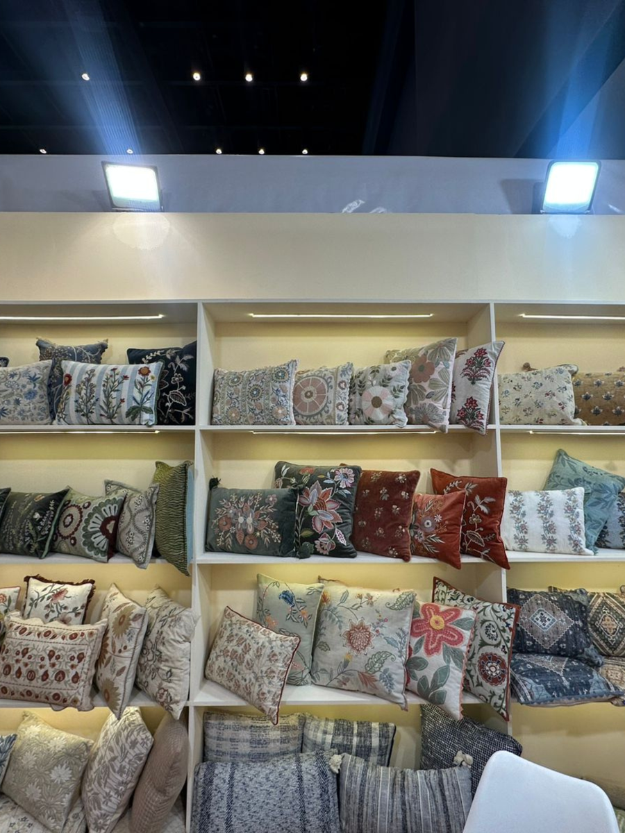 Handcrafted Cushions — Where Art Lives in Every Corner of Your Home