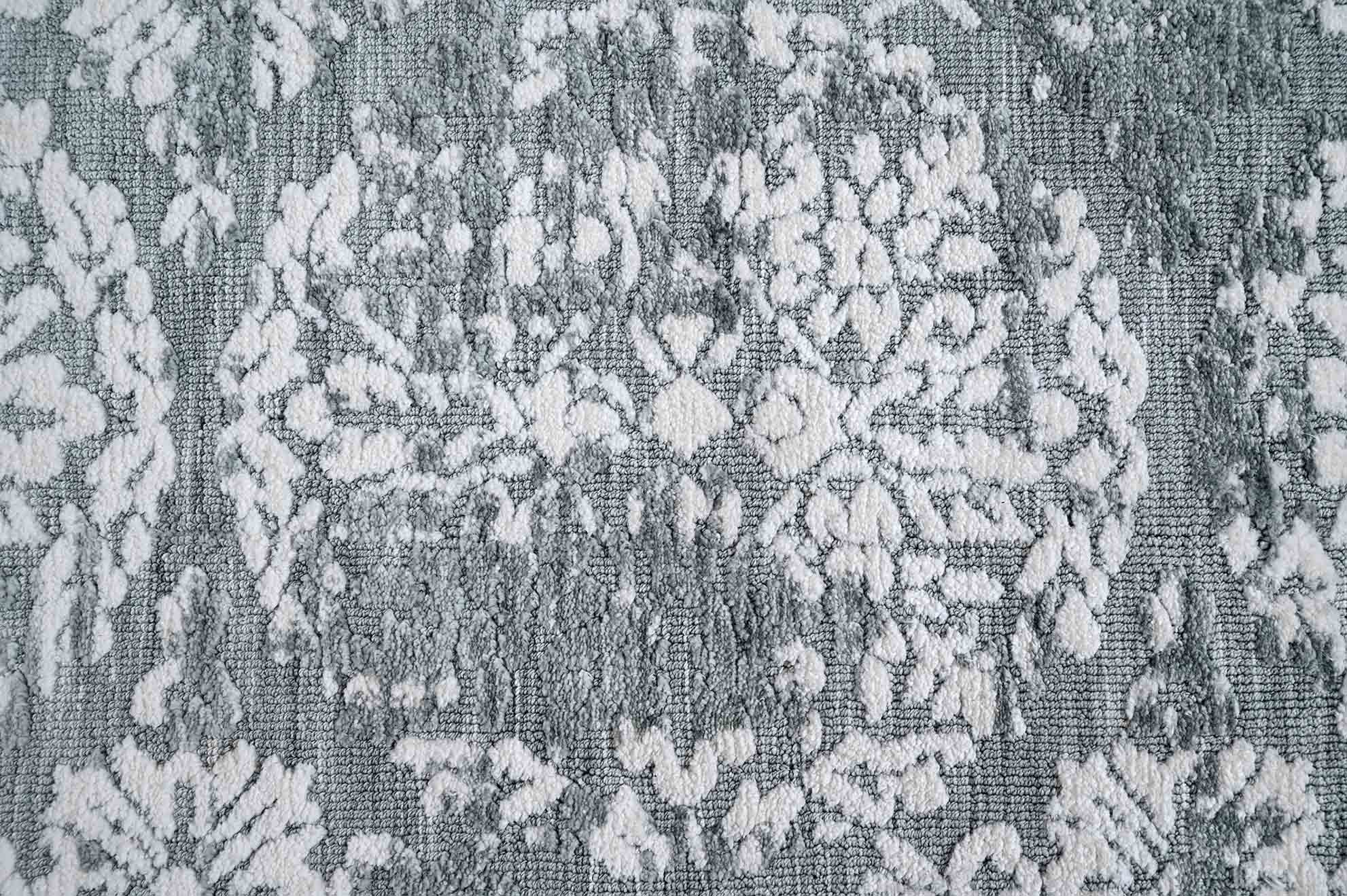 Mamluk Rug - Modern Elegance for Your Home